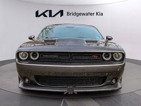 Used 2016 Dodge Challenger R/T Scat Pack w/ Leather Interior Group image 3