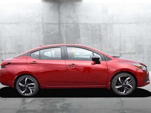 New 2025 Nissan Versa SR w/ Trunk Package image 5