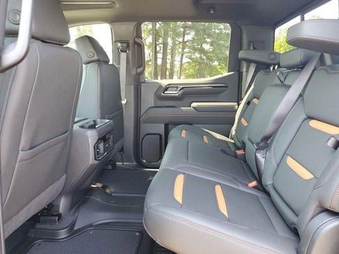 New 2026 GMC Sierra 1500 AT4 AWD/4WD image 10