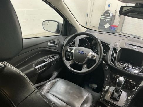Used 2015 Ford Escape Titanium image 17