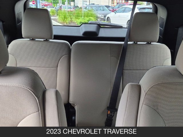 Used 2023 Chevrolet Traverse LT AWD/4WD image 16
