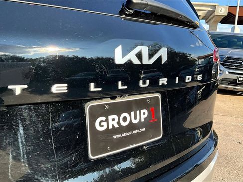 Used 2023 Kia Telluride S image 28