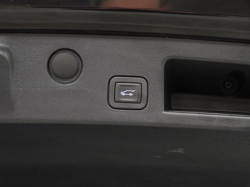 Certified 2025 Chevrolet Equinox RS w/ Safety and Technology Package FWD image 29