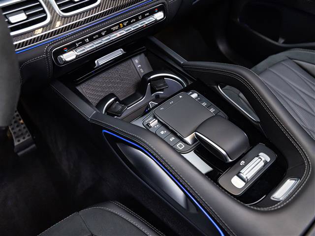 Used 2025 Mercedes-Benz GLS 63 AMG 4MATIC image 29