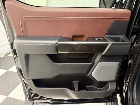 Used 2021 Ford F150 Lariat w/ Equipment Group 502A High image 18