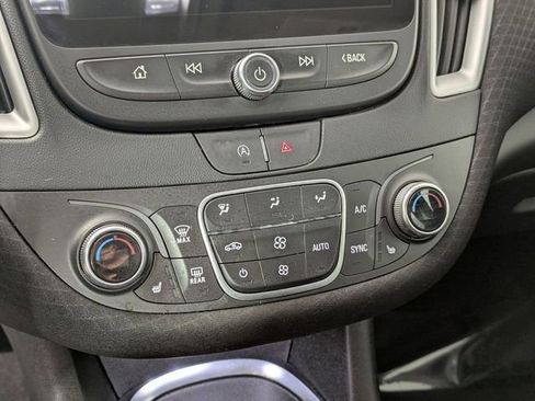 Used 2023 Chevrolet Malibu LT image 20