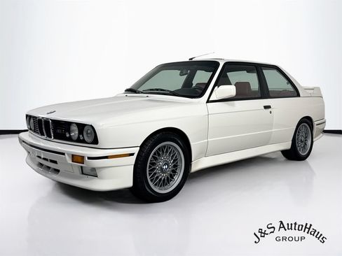Used 1988 BMW M3 Coupe RWD image 3