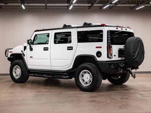 Used 2003 HUMMER H2 w/ Preferred Equipment Group image 28