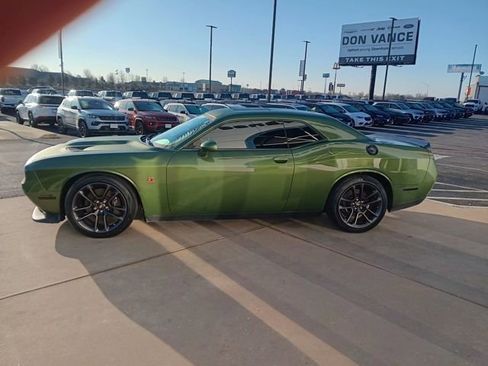 Used 2021 Dodge Challenger R/T Scat Pack image 3