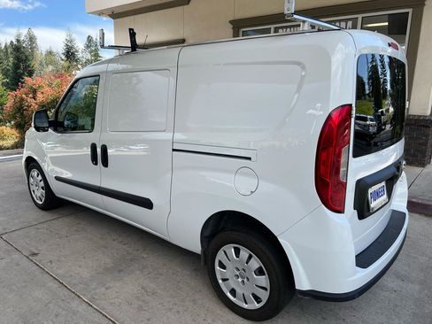 Used 2021 RAM ProMaster City Tradesman SLT FWD image 6