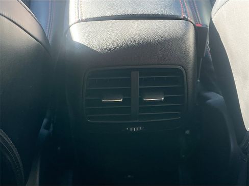 Used 2025 Ford Escape ST-Line Elite image 24