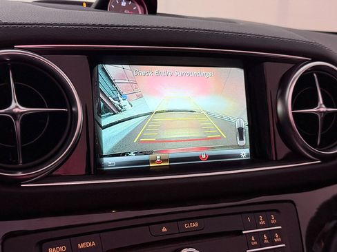Used 2017 Mercedes-Benz SL 550 image 40