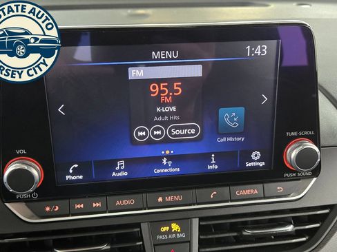 Used 2025 Nissan Altima 2.5 SR FWD image 14