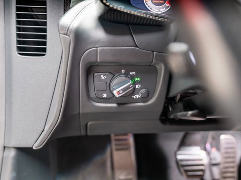 Used 2018 Audi R8 V10 image 46