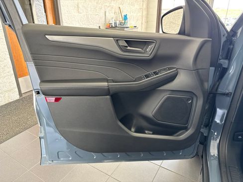 Used 2024 Ford Escape Active AWD/4WD image 34