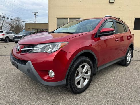Used 2013 Toyota RAV4 XLE image 3