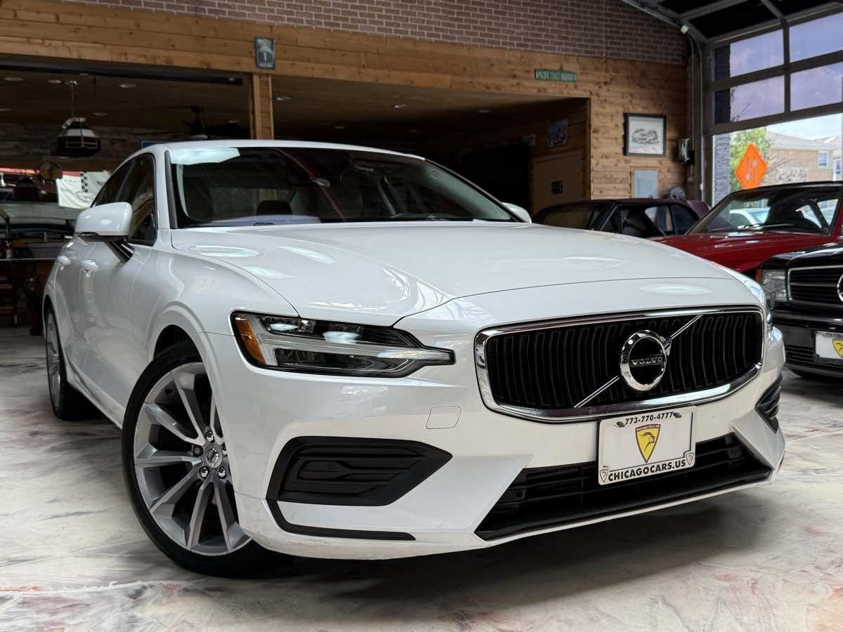 Used 2019 Volvo S60 T5 Momentum w/ Premium Package FWD image 3