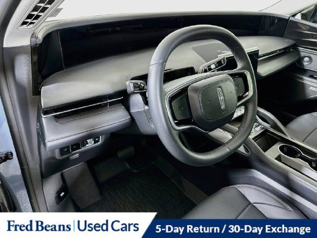 Used 2026 Lincoln Nautilus Premier w/ Equipment Group 102A AWD/4WD image 12