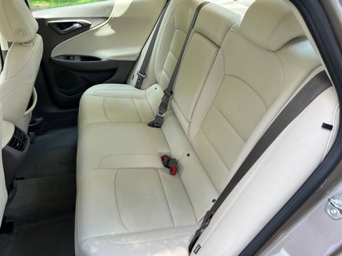 Used 2024 Chevrolet Malibu LT image 31