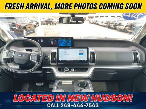 Used 2025 Ford Expedition Platinum image 21