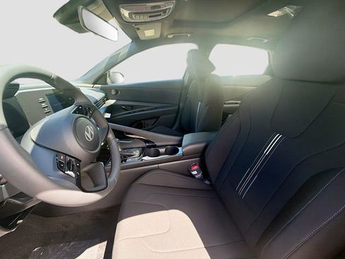 New 2026 Hyundai Elantra SEL Sport Premium FWD image 21