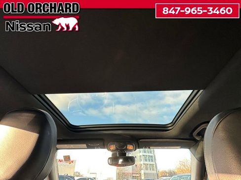 Used 2023 Jeep Compass Limited w/ Elite Group for (Red) Edition AWD/4WD image 15