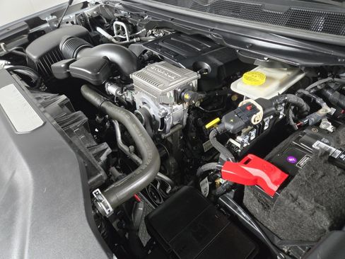 Used 2022 Jeep Wagoneer Series III image 19