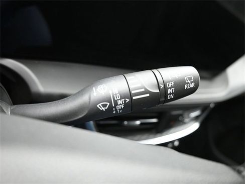 Used 2024 Buick Encore GX Sport Touring image 17