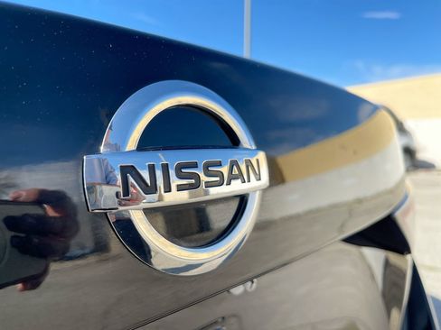 Used 2023 Nissan Sentra SV image 43