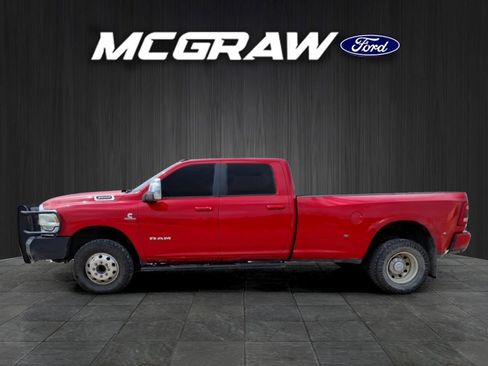 Used 2024 RAM 3500 Laramie AWD/4WD image 9