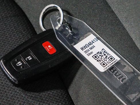 Certified 2024 Toyota RAV4 XLE FWD image 30