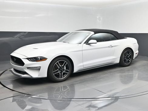 Used 2023 Ford Mustang Premium RWD image 9