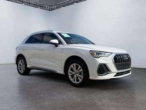 Used 2025 Audi Q3 2.0T Premium AWD/4WD image 3