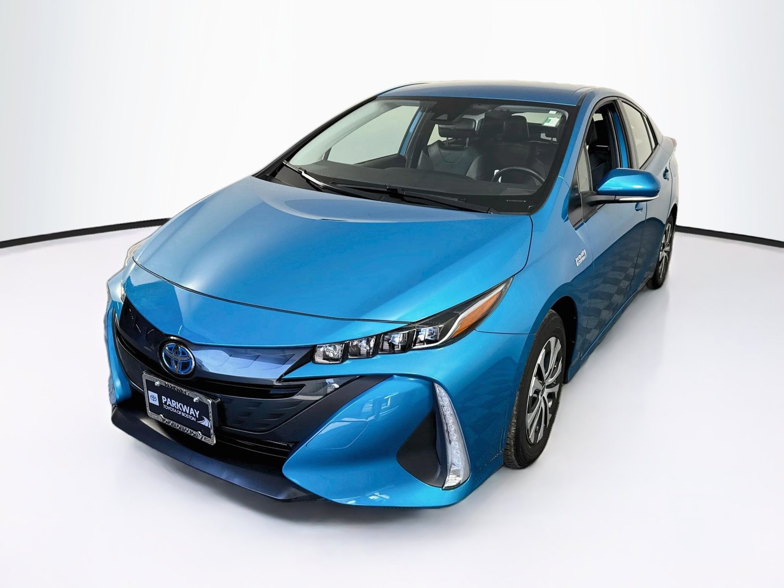 Certified 2022 Toyota Prius Prime XLE FWD image 3