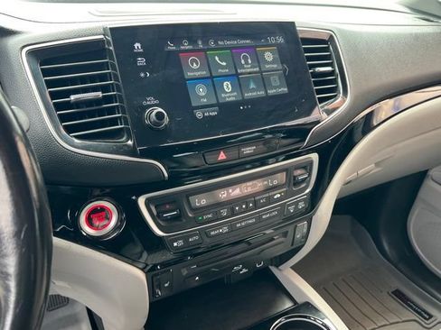 Used 2019 Honda Pilot Touring image 22