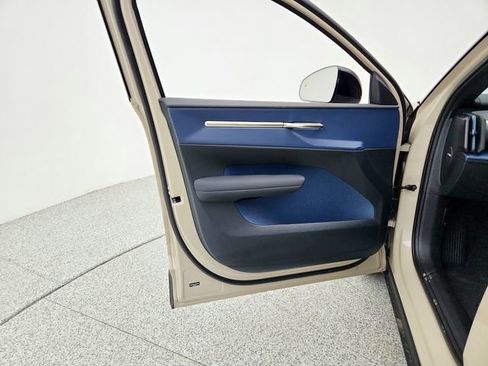 New 2026 Volvo EX30 Cross Country Ultra image 35