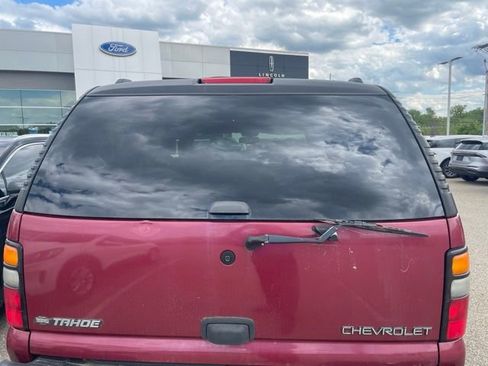 Used 2005 Chevrolet Tahoe LS w/ Preferred Equipment Group AWD/4WD image 6
