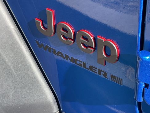 New 2026 Jeep Wrangler Unlimited Rubicon w/ Technology Group image 13