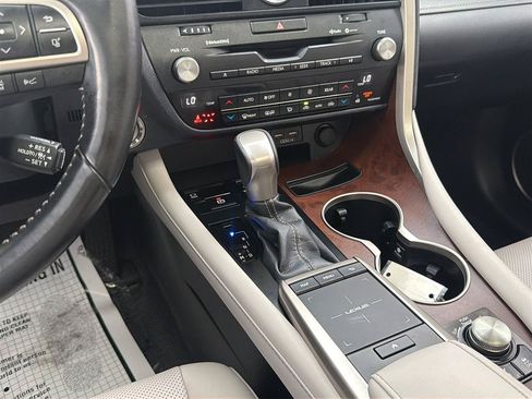Used 2020 Lexus RX 350L Premium w/ Premium Package AWD/4WD image 22