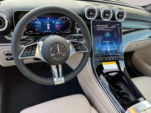 Certified 2026 Mercedes-Benz GLC 300 4MATIC image 6