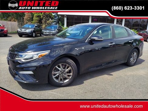 Used 2019 Kia Optima LX FWD image 1
