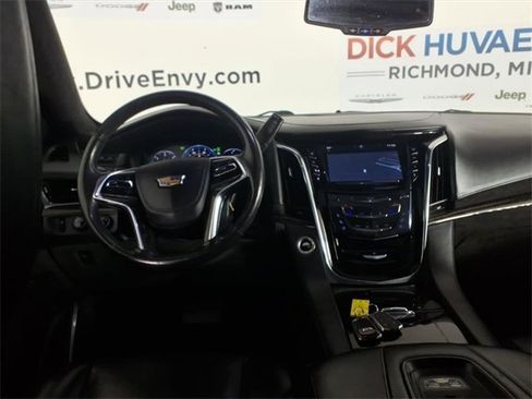 Used 2015 Cadillac Escalade ESV Platinum image 12