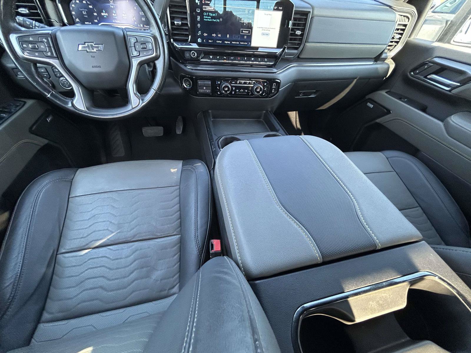 Used 2024 Chevrolet Silverado 2500 ZR2 w/ Technology Package AWD/4WD image 18