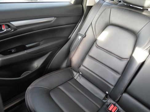 Used 2021 MAZDA CX-5 Touring image 12