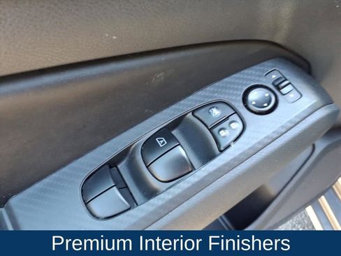 Used 2024 Nissan Altima 2.5 SV w/ SV Premium Package FWD image 23