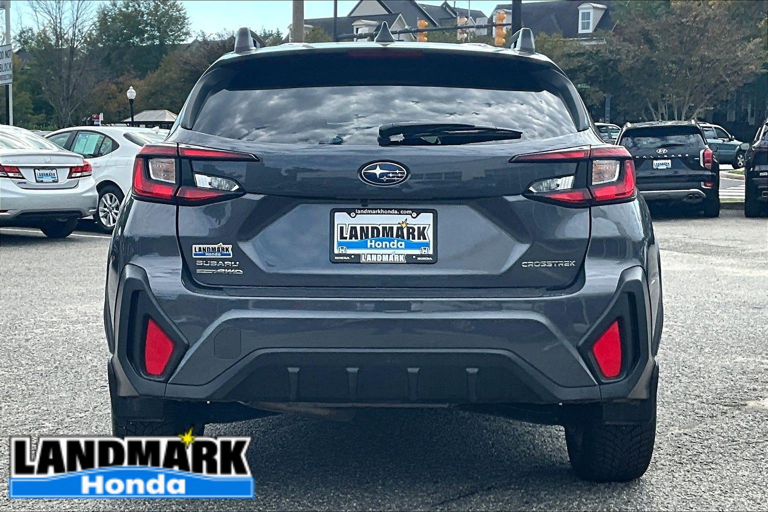 Used 2024 Subaru Crosstrek 2.0i Premium AWD/4WD image 4