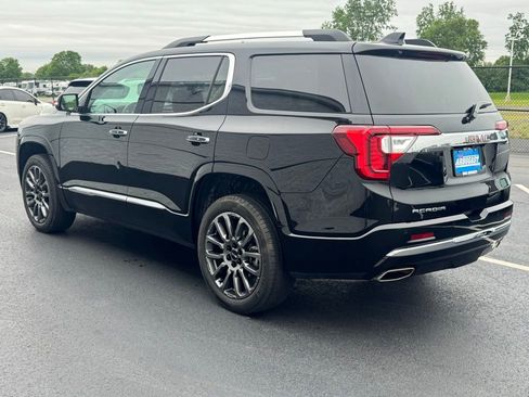 Used 2022 GMC Acadia Denali w/ Black Diamond Edition FWD image 14
