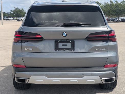 Used 2025 BMW X5 xDrive40i AWD/4WD image 6