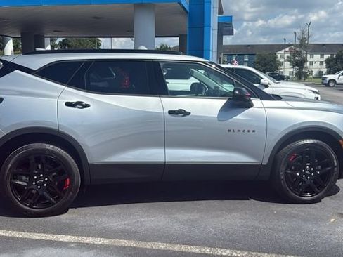 Used 2024 Chevrolet Blazer LT w/ Redline Edition FWD image 8