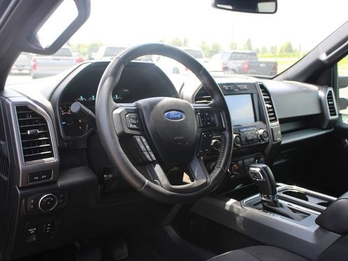 Used 2020 Ford F150 XLT w/ Equipment Group 302A Luxury AWD/4WD image 28